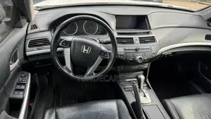 Honda Accord 2010 White