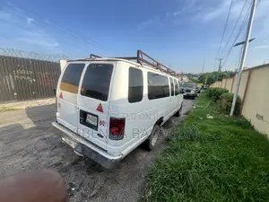Ford Bus 2006 for Sale