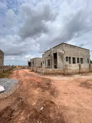 3bdrm Bungalow in In A Gated Estate, Ipaja / Ipaja for sale