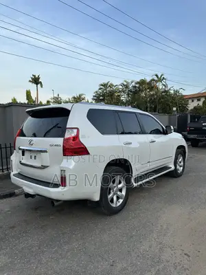 Lexus GX 460 Base 2013 White