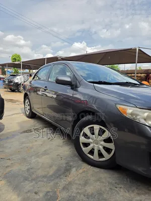 Toyota Corolla 2010 Gray