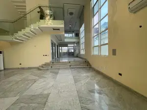 5bdrm Duplex in High Brow Guzape for rent