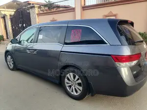 Honda Odyssey EX-L 4dr Minivan w/Navigation (3.5L 6cyl 6A) 2014 Gray