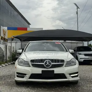 Mercedes-Benz C300 2012 White