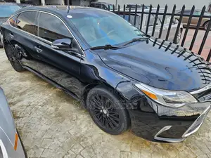 Toyota Avalon XLE FWDSedan (3.6L 6cyl 6A) 2016 Black