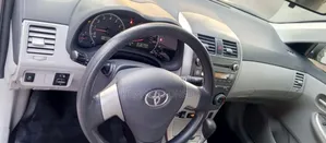 Toyota Corolla 2011 Gray