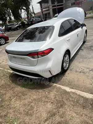 Toyota Corolla 2022 White