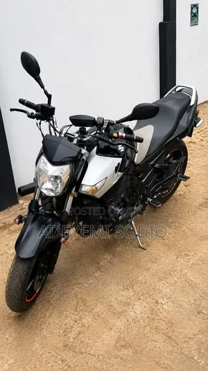 Suzuki GSR 2015 Black