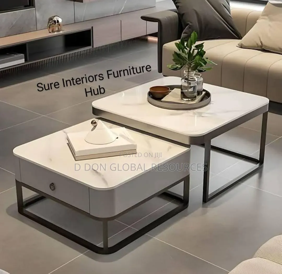 Esthetic Centre Table