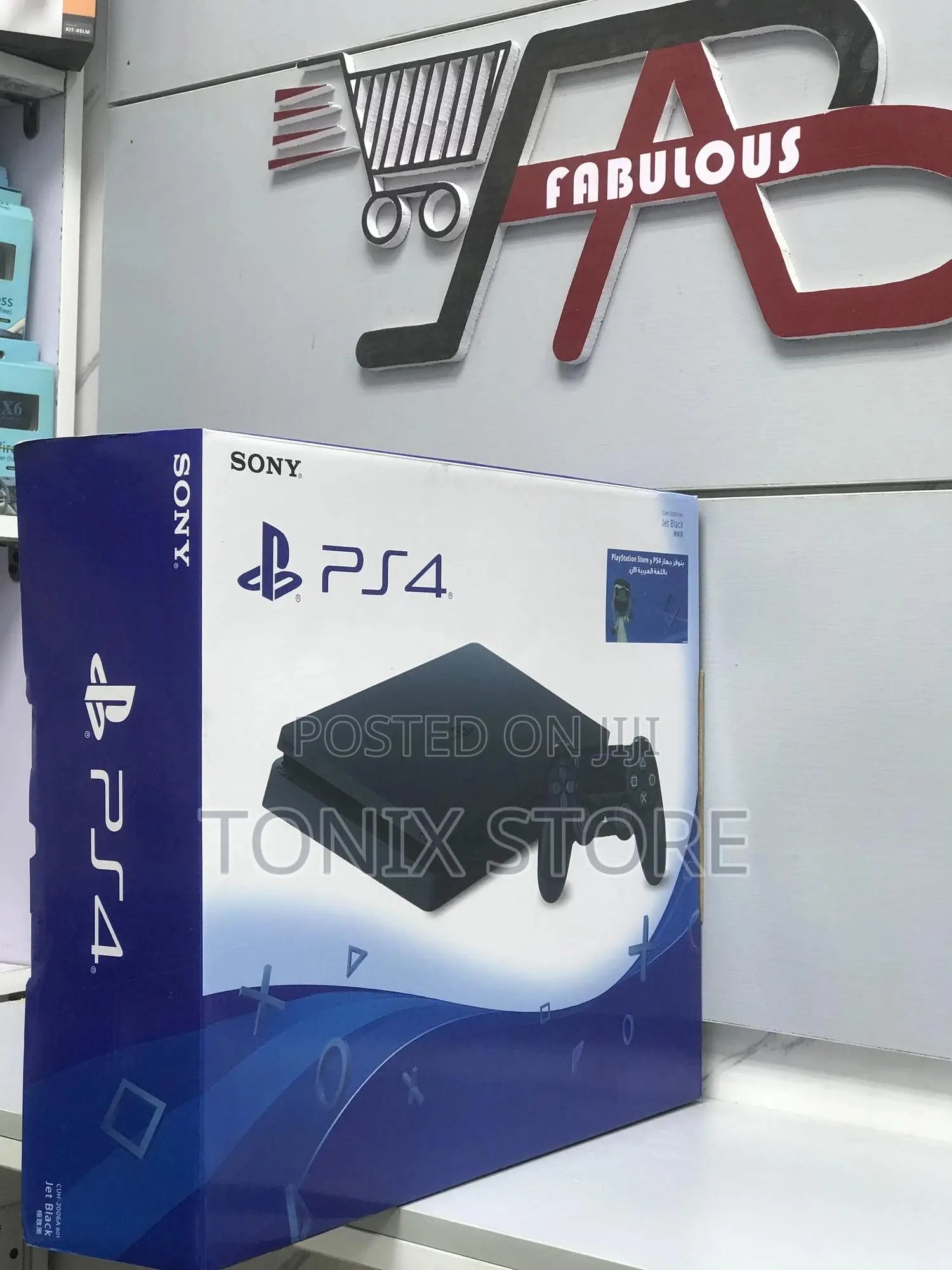 New Playstation 4 Console Slim With Extra Pad