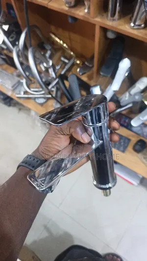 Single Chrome Basin Tap