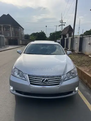 Lexus ES 350 2011 Silver