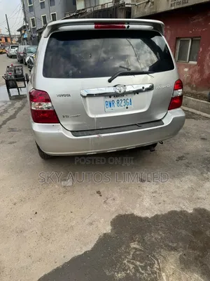 Toyota Highlander 2004 Silver