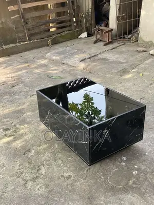 Modern Center Table – Stylish Durable