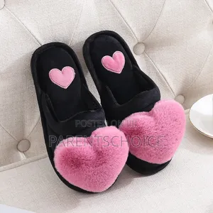 Women Plush Heart Slippers for Indoor Bedroom