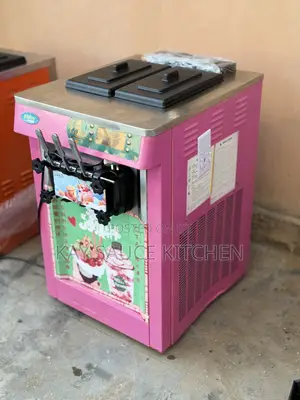 Ice Cream Machine Table Top (Clean Like New)