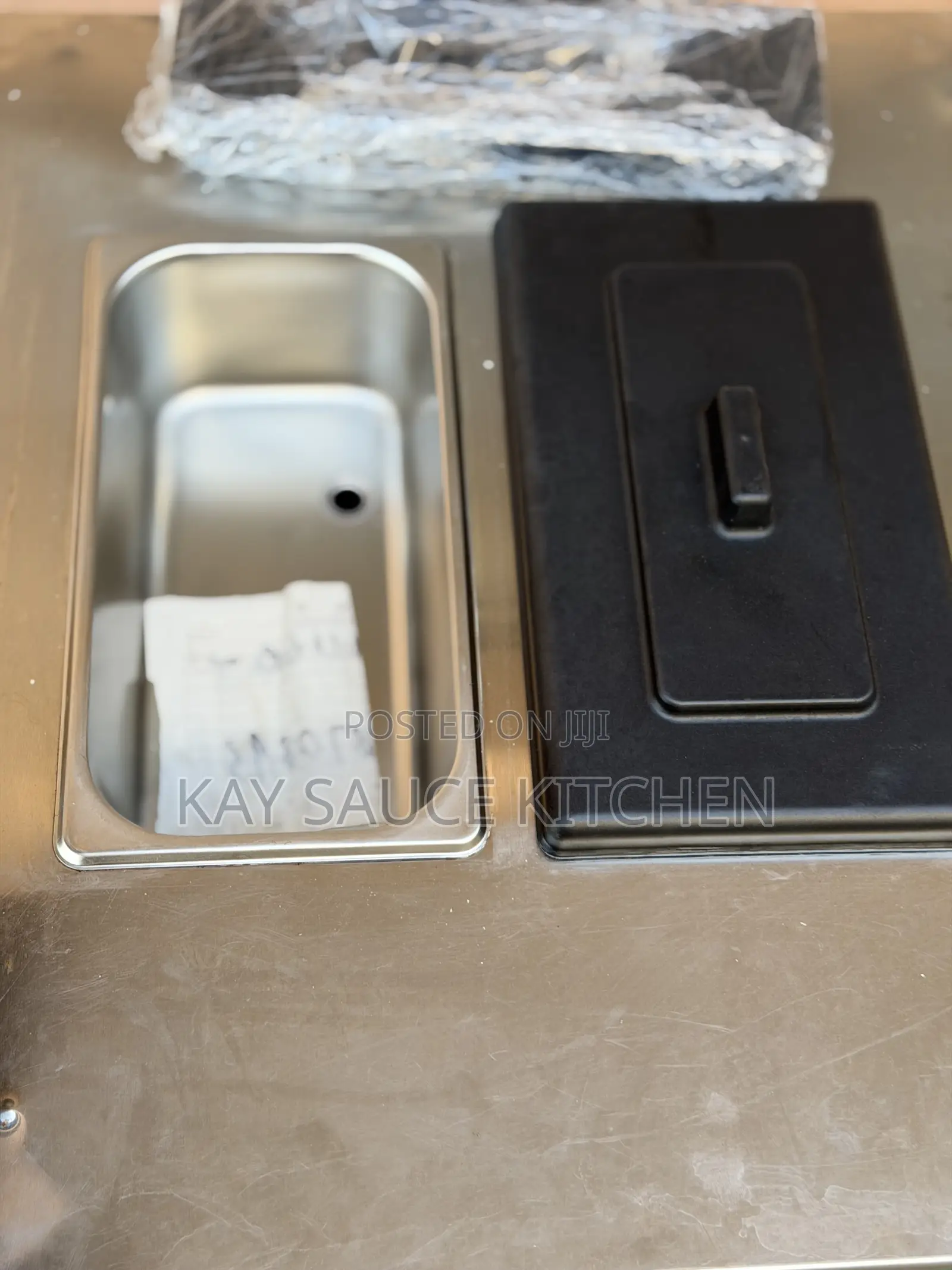 Ice Cream Machine Table Top (Clean Like New)