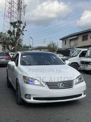 Lexus ES 2012 White