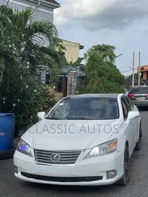 Lexus ES 2012 White