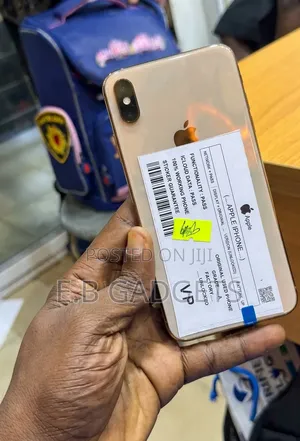 Apple iPhone XS Max 64 GB Gold