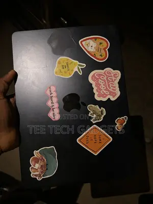 Laptop Apple MacBook Air 2022 M2 16GB Apple M2 SSD 256GB
