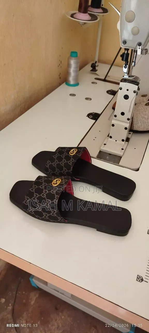 Obi Footwear