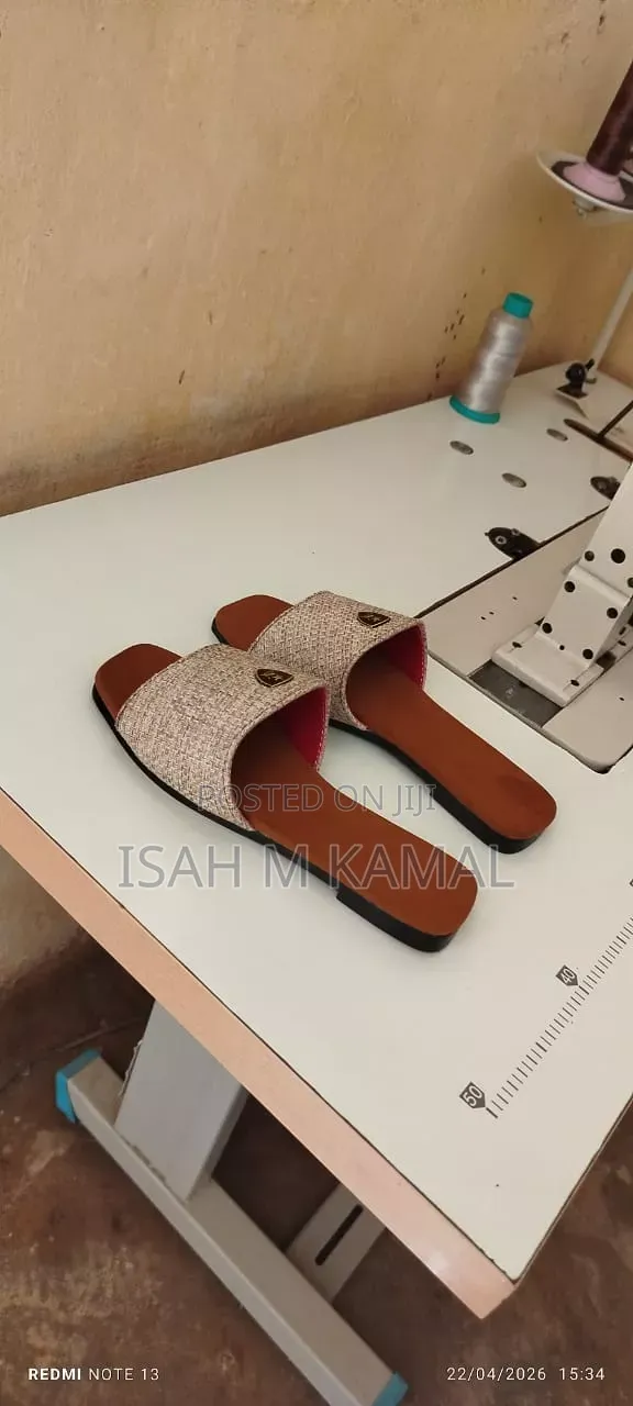 Obi Footwear