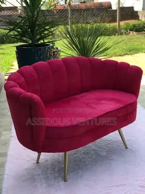 Luxurious Top Tier Sofa Chair