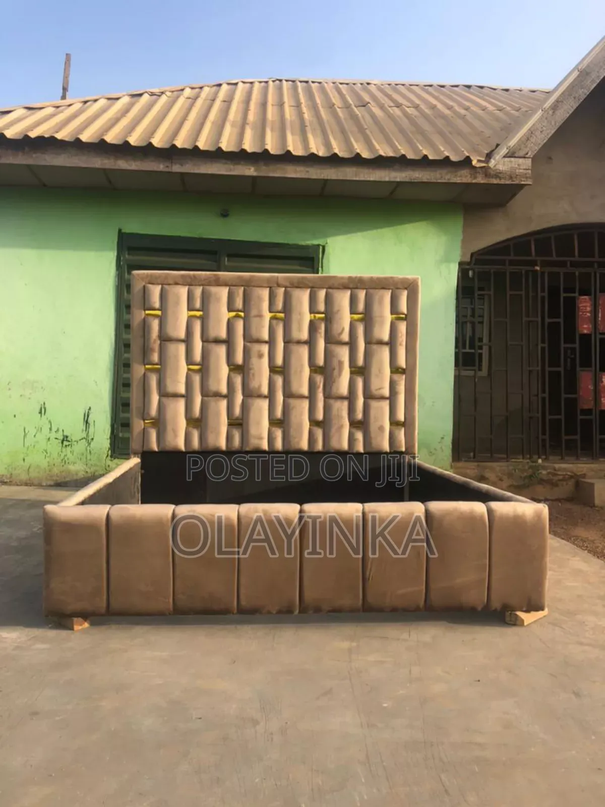 Furniture Bedframe