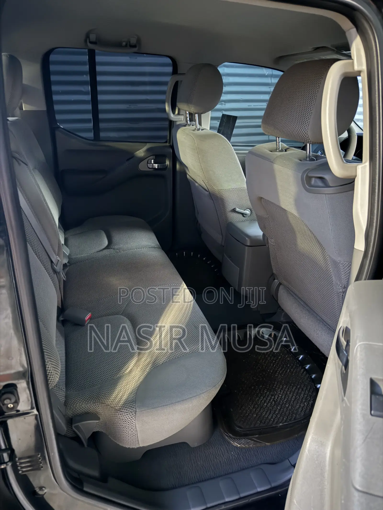Nissan Frontier 2007 Black