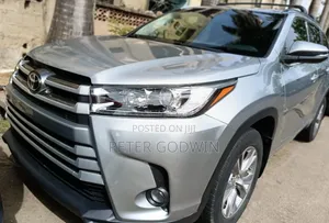 Toyota Highlander 2018 Silver