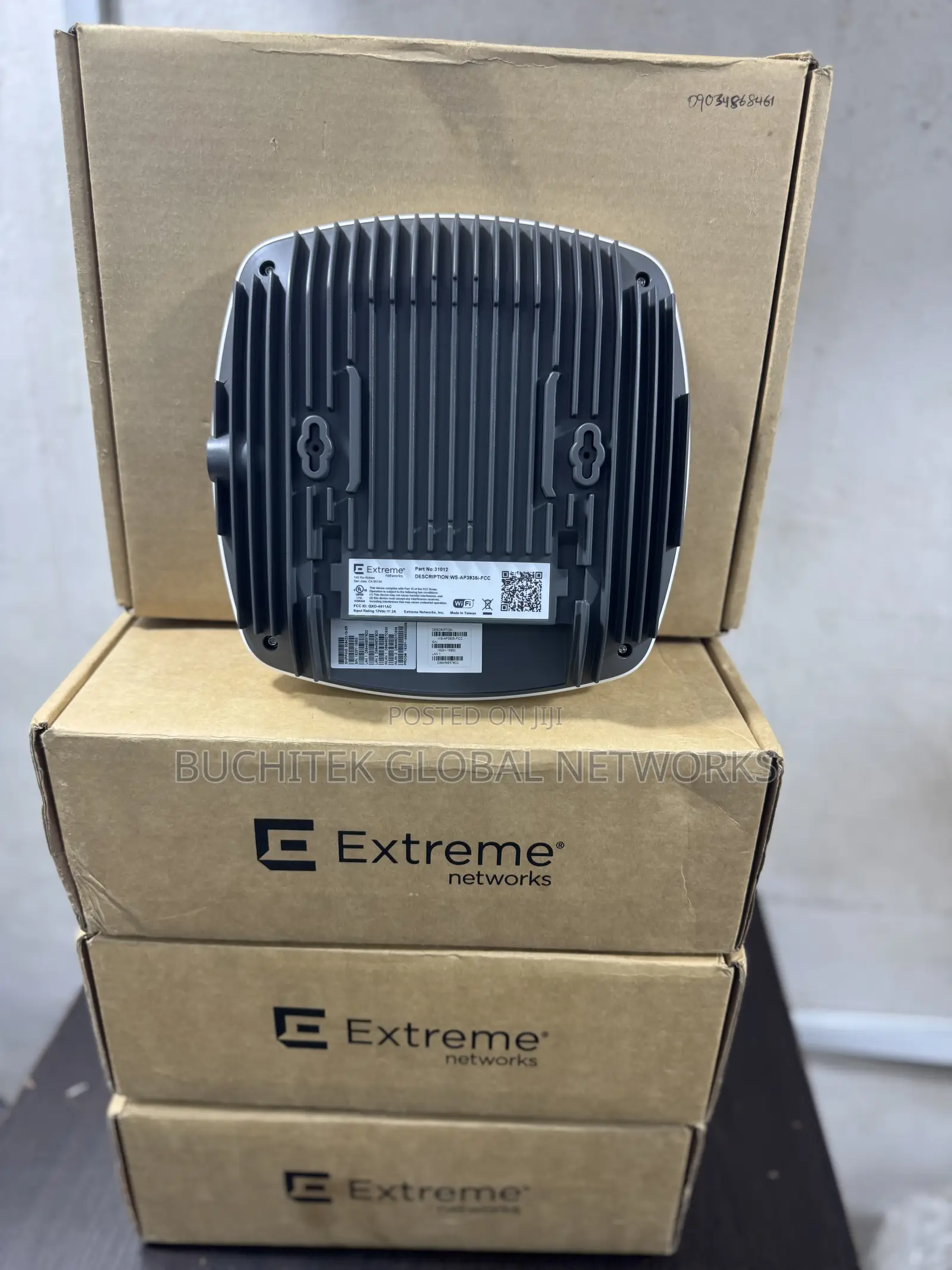 Extreme Networks Ws-Ap3935i-FCC Ceiling Mount Access Point 2.5gbps.