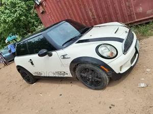 Mini Cooper 2008 White