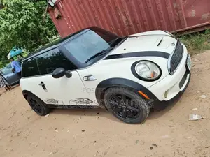 Mini Cooper 2008 White