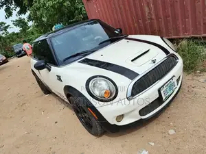 Mini Cooper 2008 White