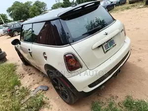 Mini Cooper 2008 White
