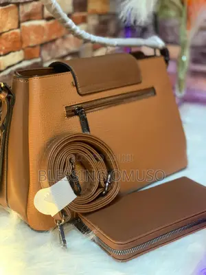 Pedra Female Bag