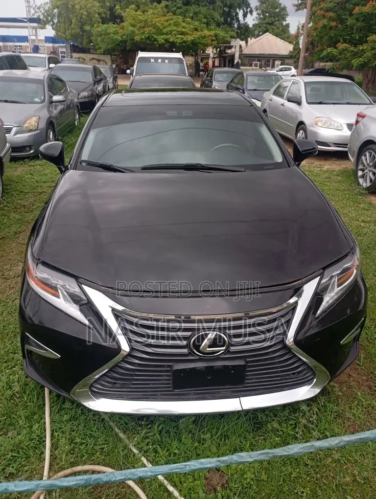 Lexus ES 2016 Black