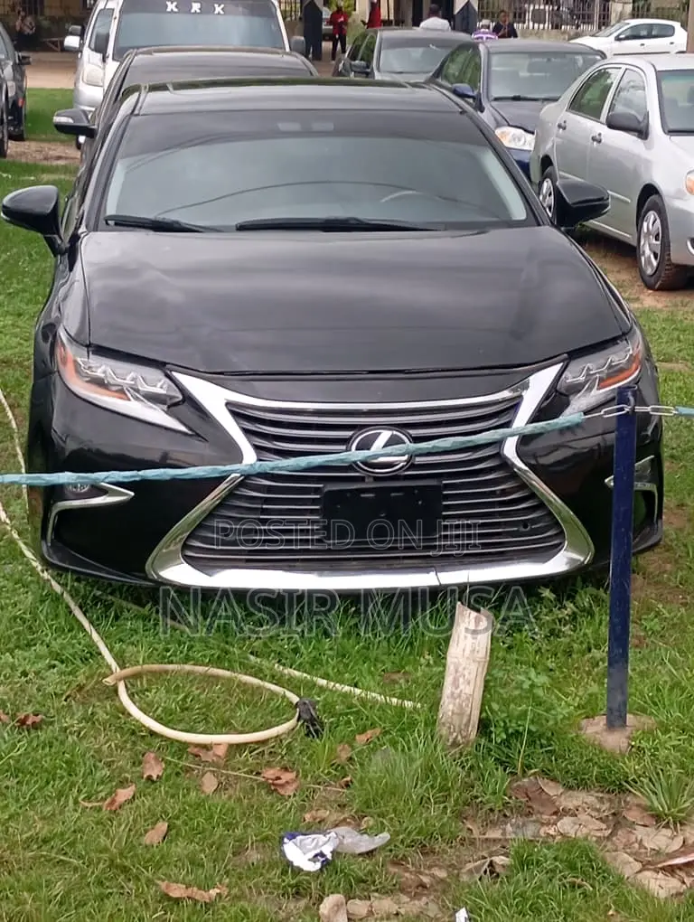 Lexus ES 2016 Black