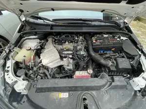 Toyota Corolla XSE 2023 Silver