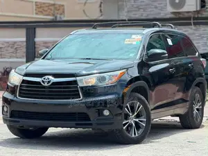 Toyota Highlander 2016 Black
