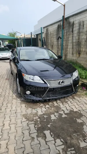 Lexus ES 2014 Black