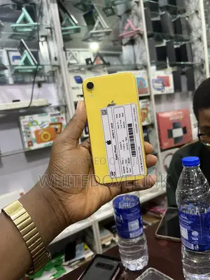 Apple iPhone XR 128 GB Yellow