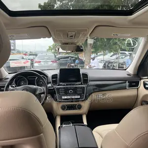 Mercedes-Benz GLE-Class 2017 Silver