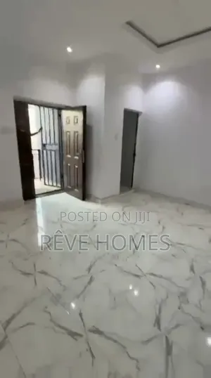 Mini Flat in Ijesha for rent