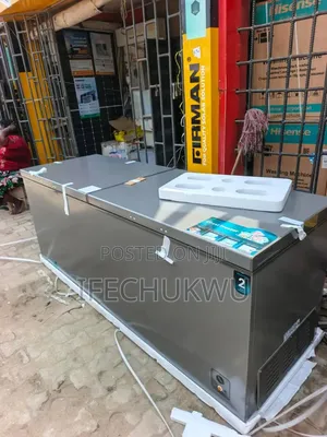 Original Hisense 850litters Chest Freezer 2 Doors Silver Color Etc.