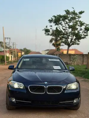 BMW 528i 2013 Blue