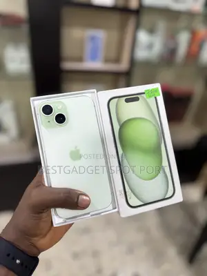 Apple iPhone 15 256 GB Green