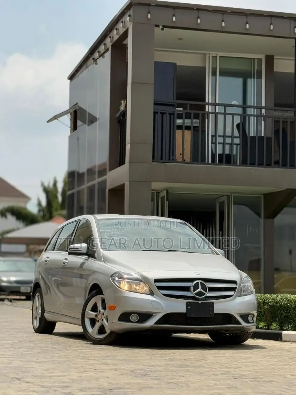 Mercedes-Benz B-Class B250 Petrol 2015 Silver