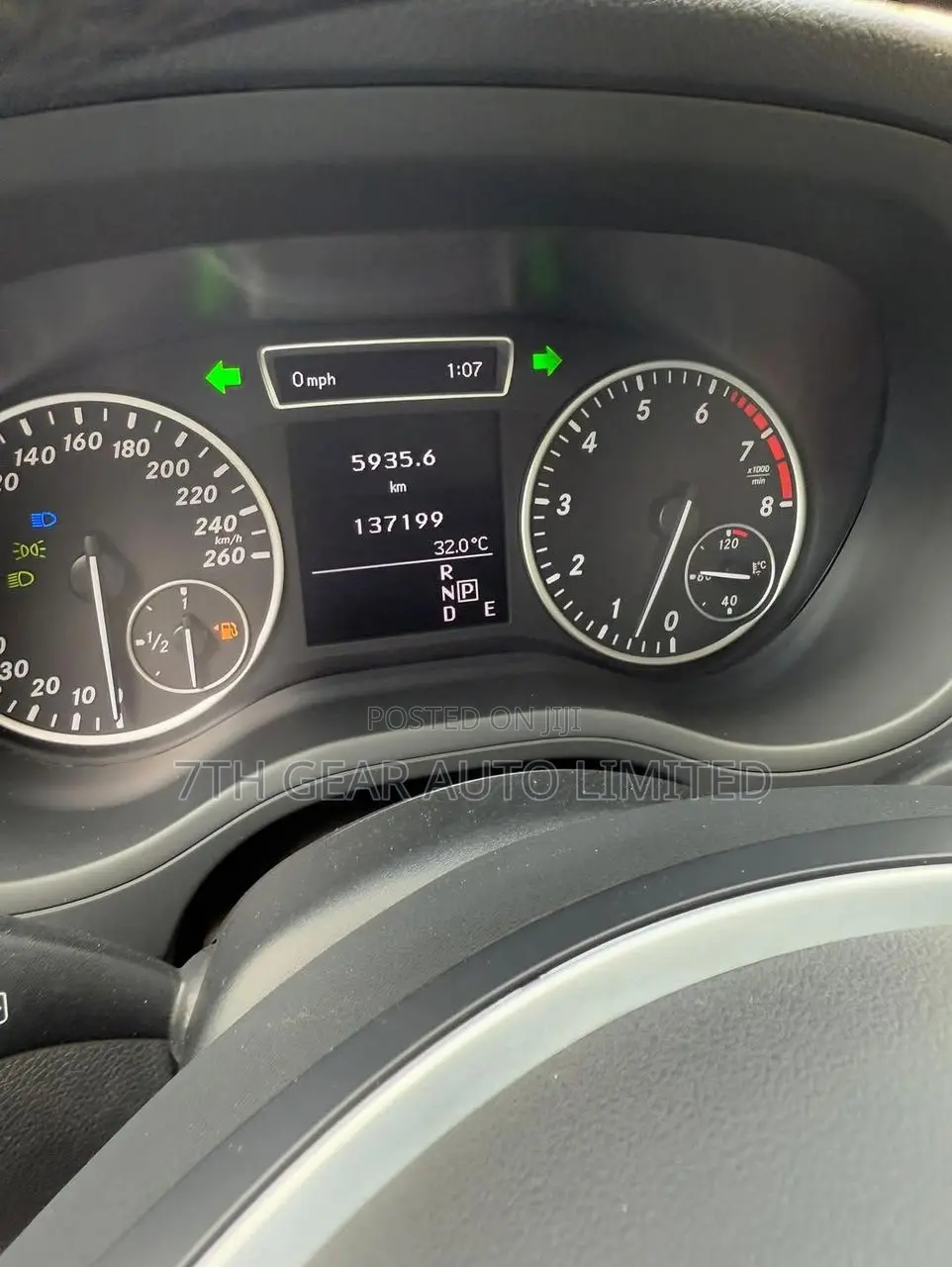 Mercedes-Benz B-Class B250 Petrol 2015 Silver